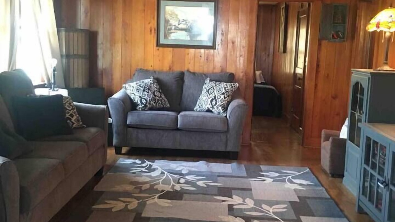 Photo of Bedroom in Hornbeak