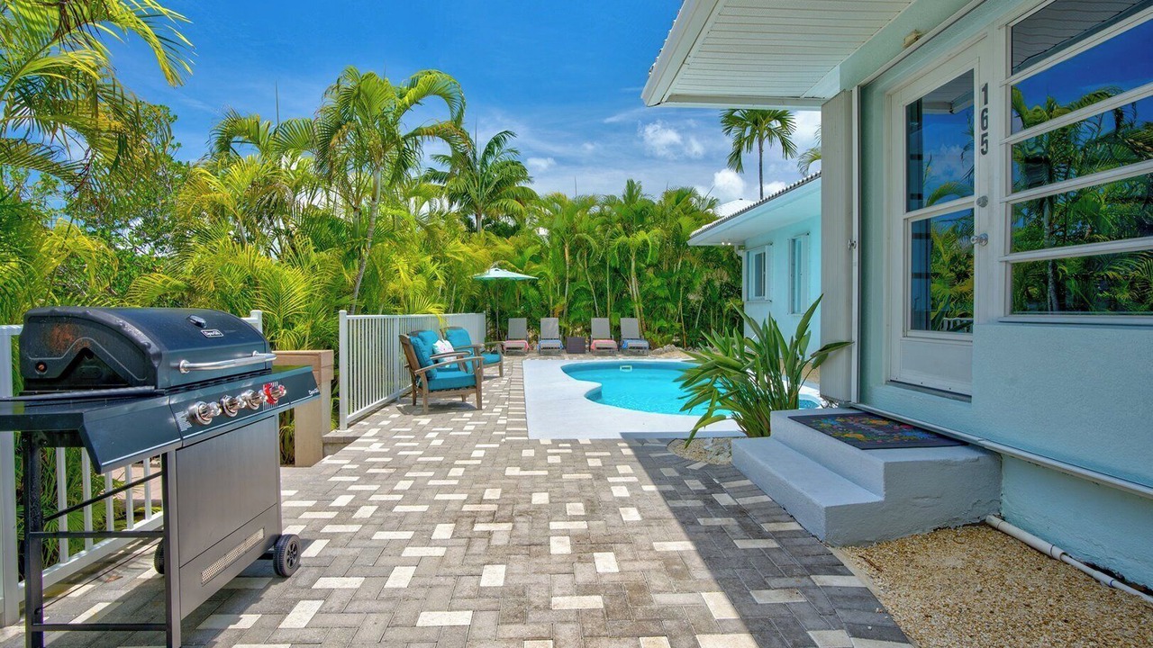 Photo of Outdoor in Coury