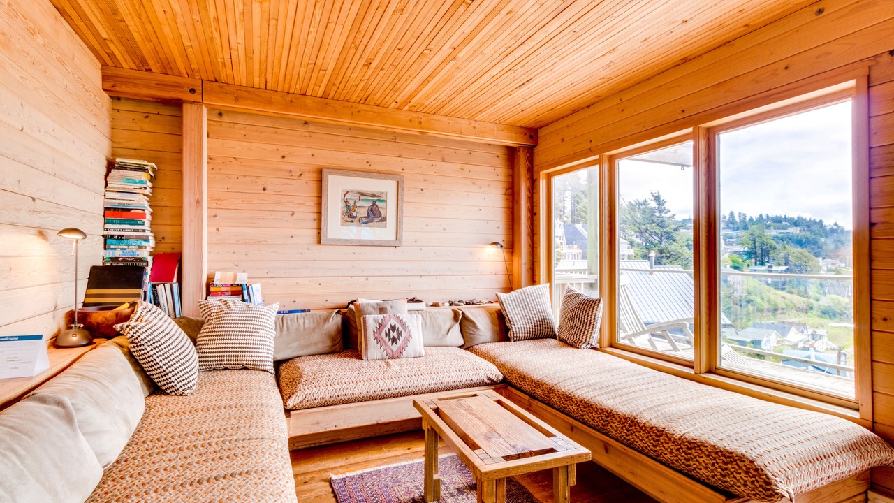 Photo of Livingroom in Oceanside