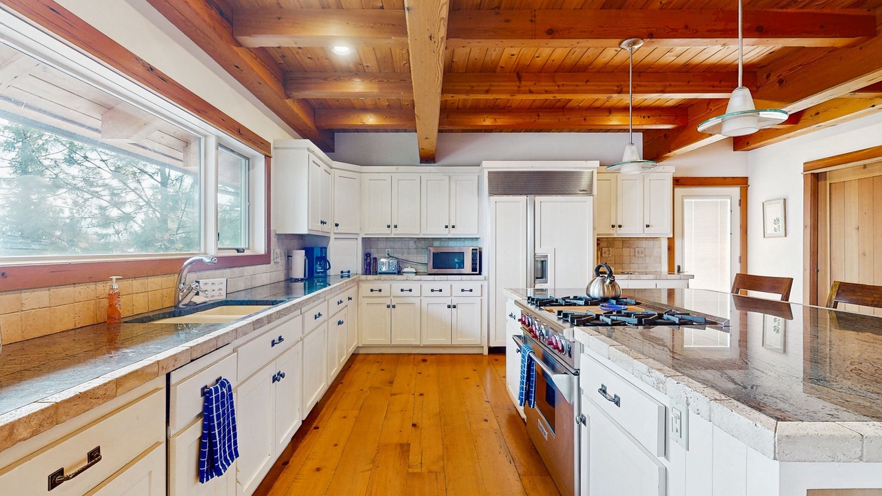 Photo of Kitchen in Sandpoint