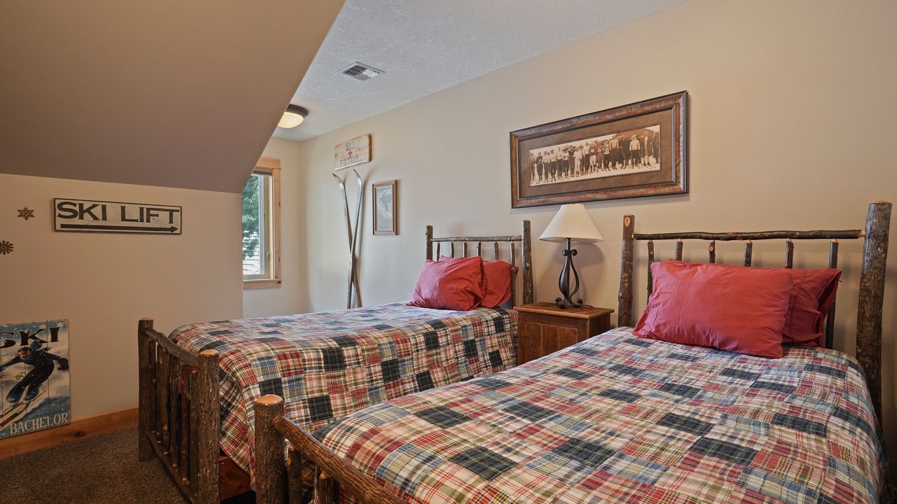 Photo of Bedroom in Sunriver