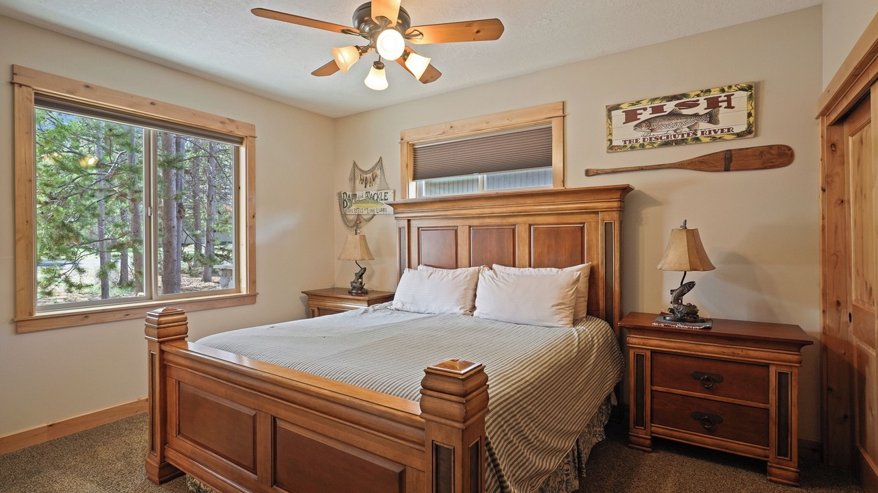Photo of Bedroom in Sunriver