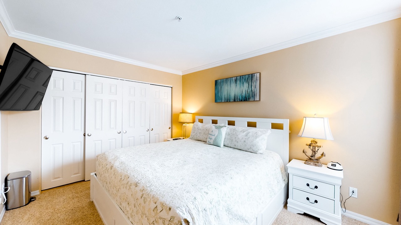 Photo of Bedroom in Lincoln City