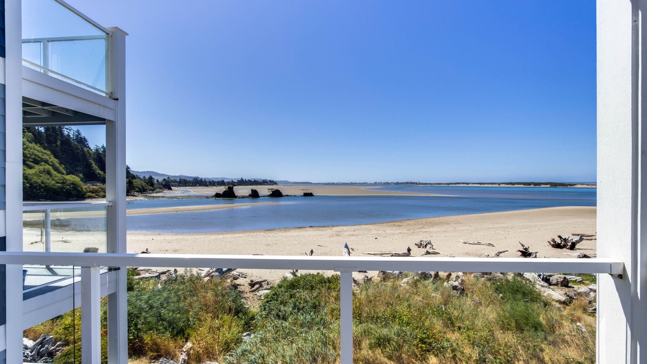 Photo of Others in Lincoln City