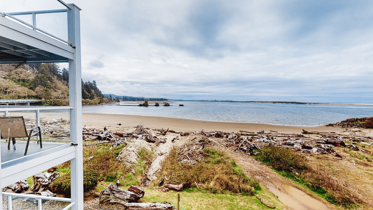 Photo of Others in Lincoln City
