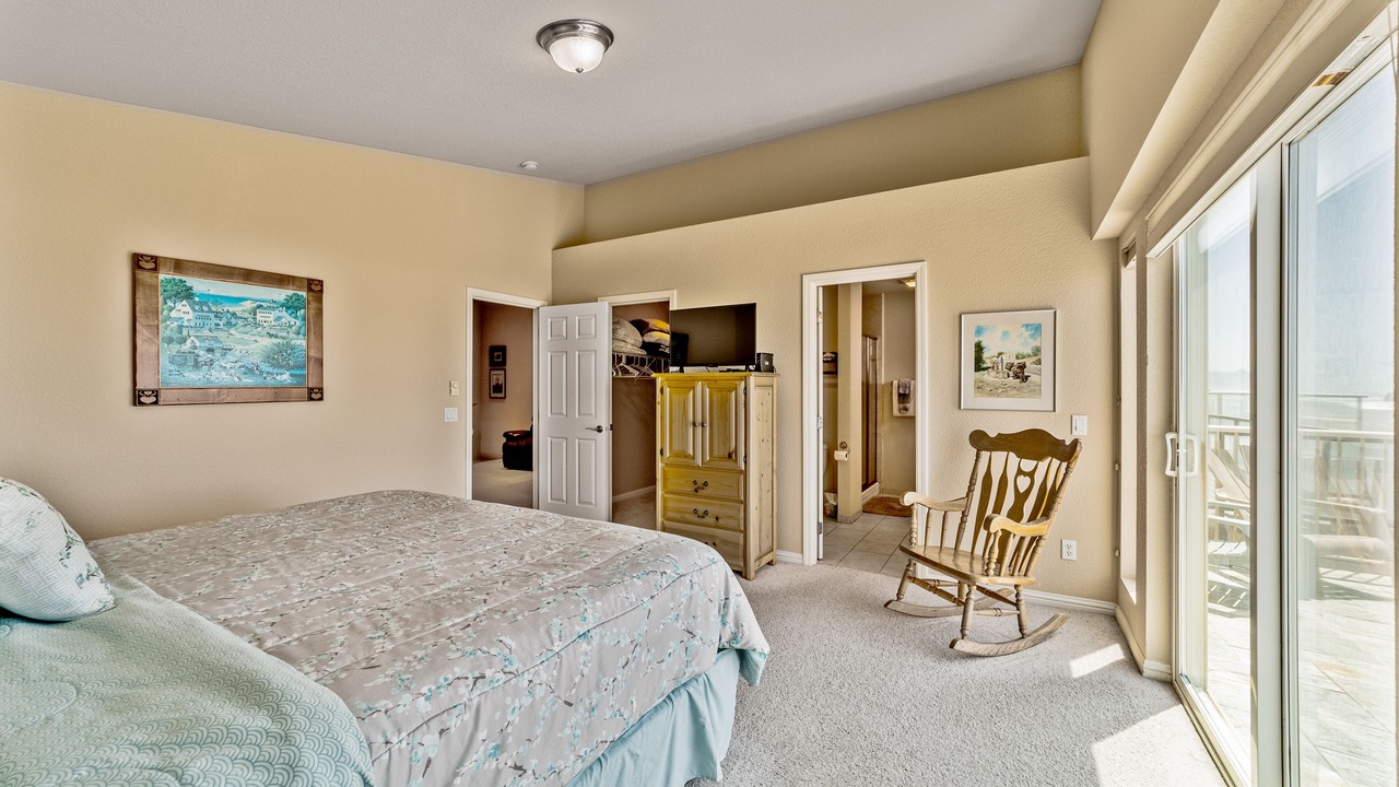 Photo of Bedroom in Gold Beach
