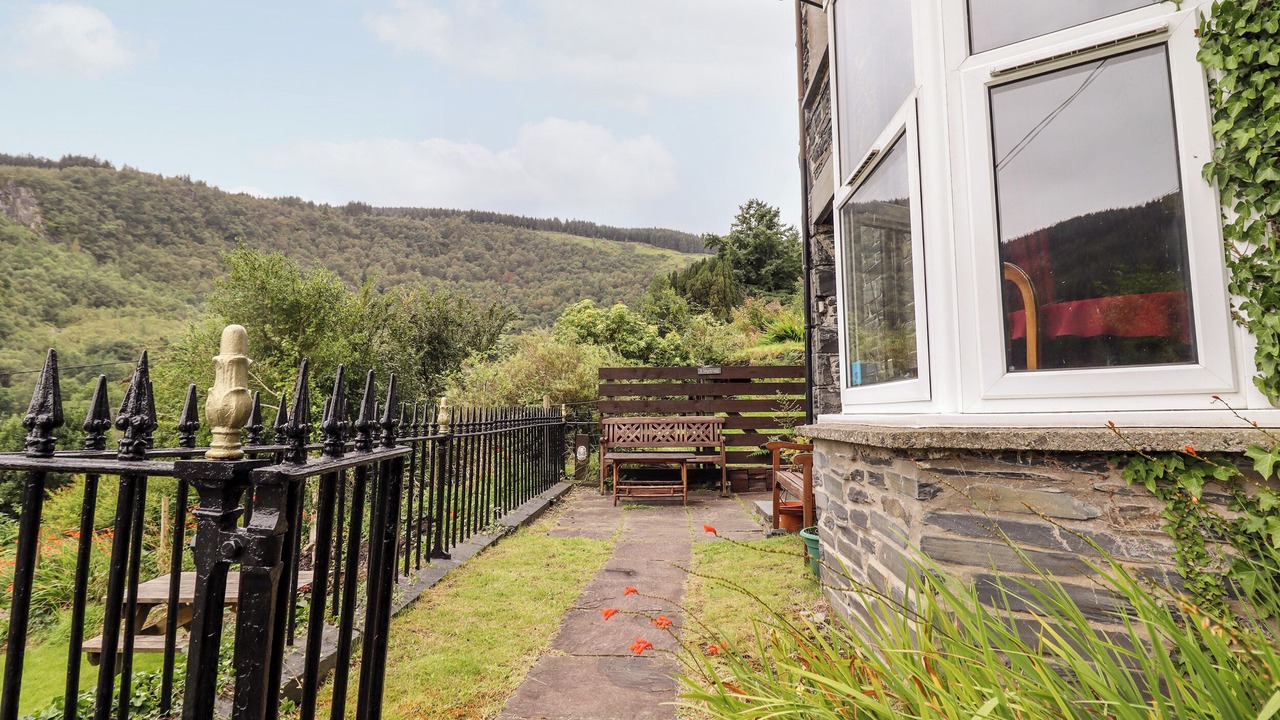 Photo of Patio Balcony in Corris