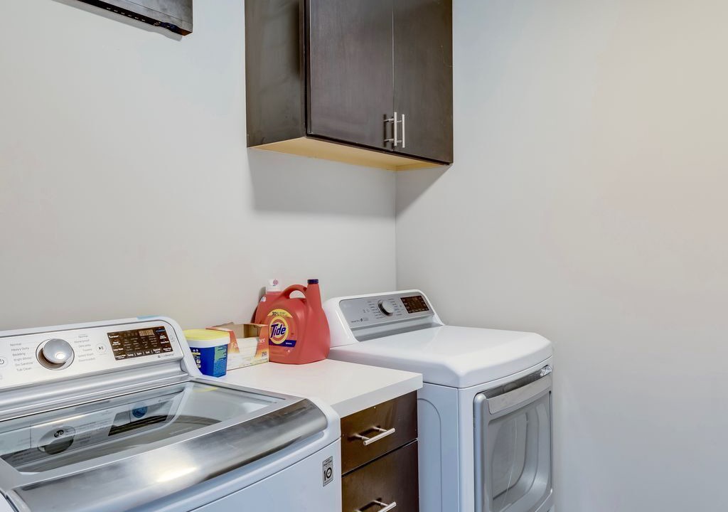 Photo of Bedroom in Sweetwater Street East