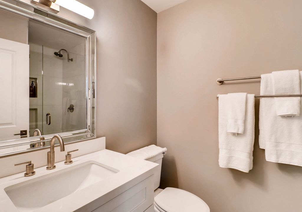 Photo of Bathroom in Sweetwater Street East