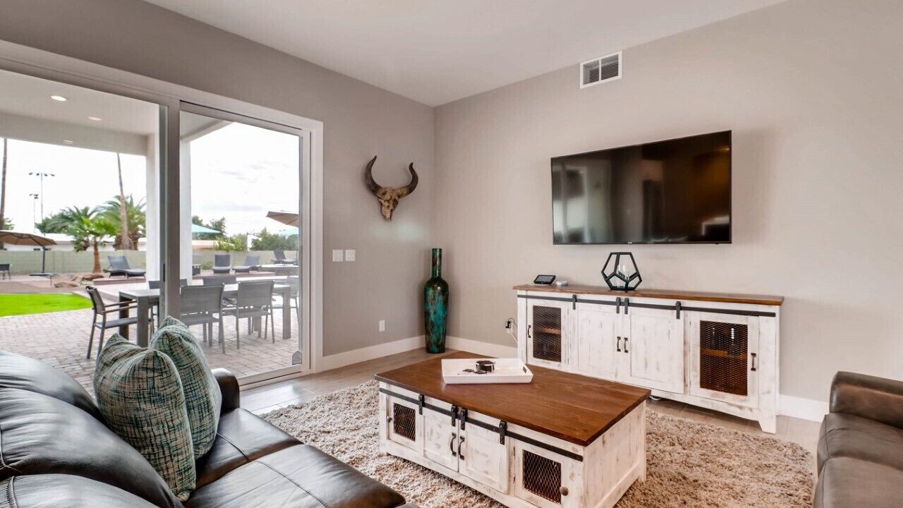 Photo of Bedroom in Sweetwater Street East