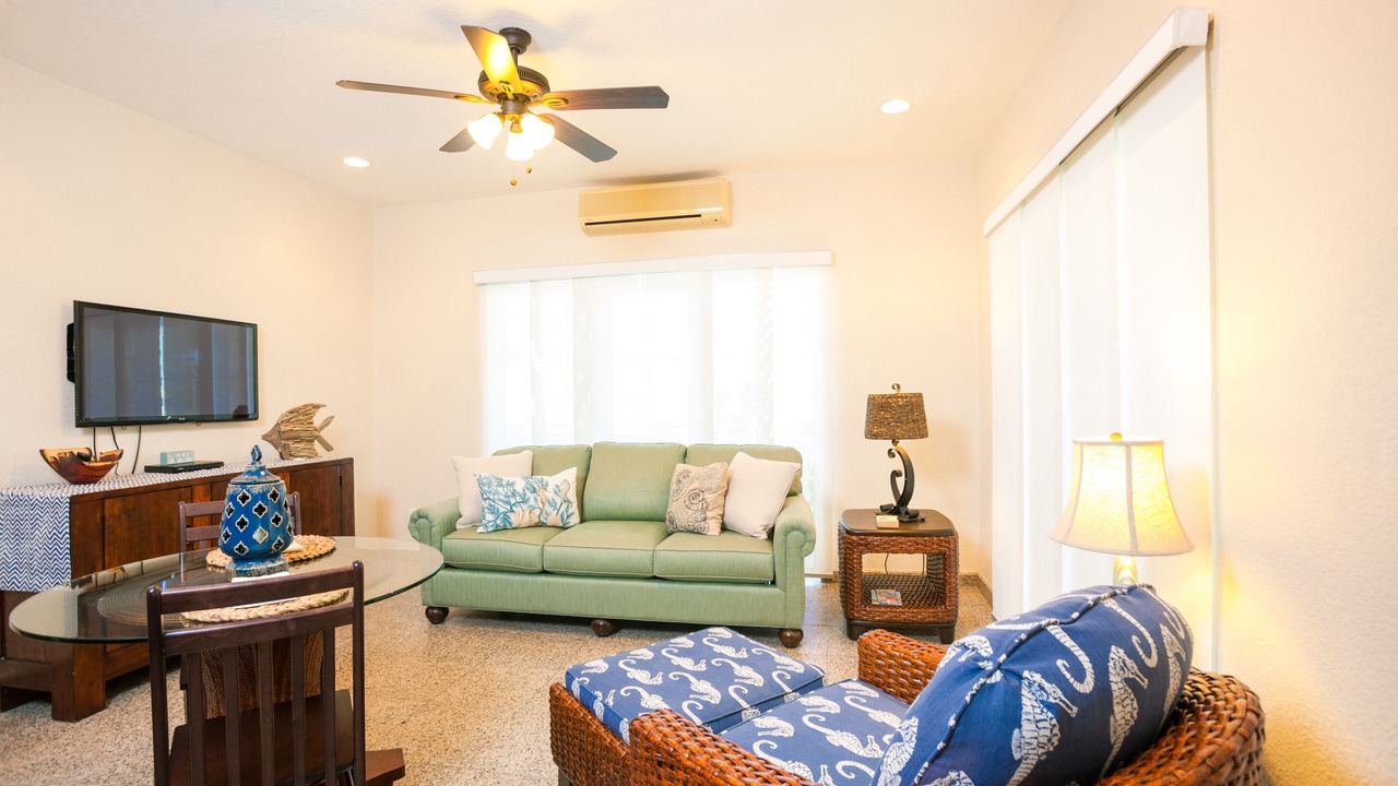 Photo of Livingroom in Lawson Rock