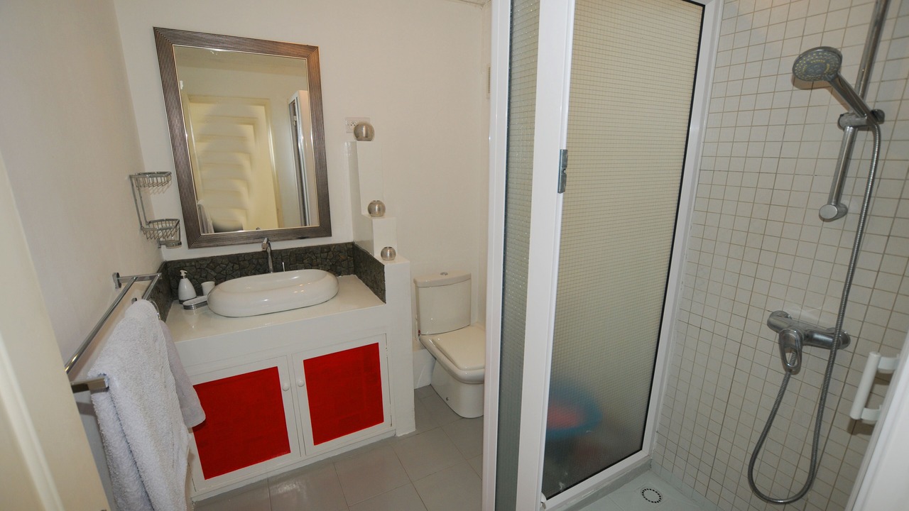 Photo of Bathroom in Bain Boeuf