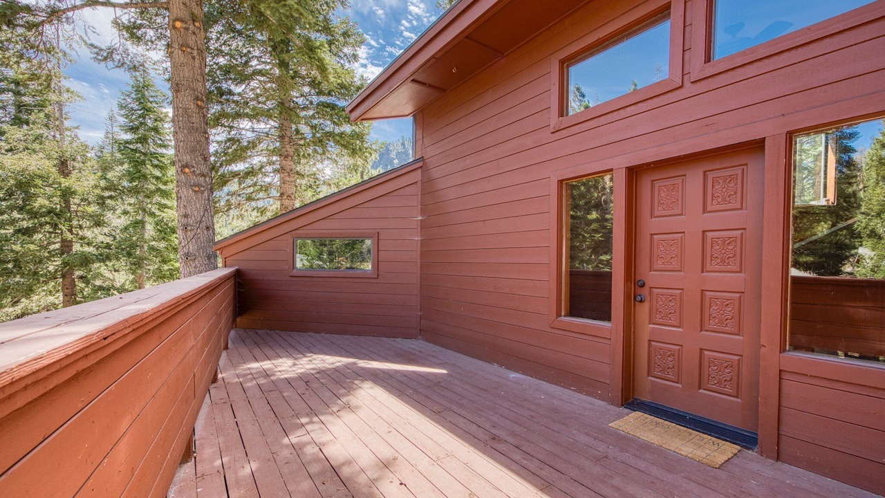 Photo of Outdoor in Alpine Meadows