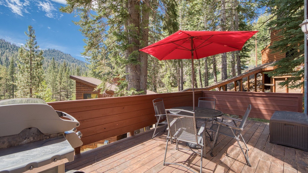 Photo of Outdoor in Alpine Meadows