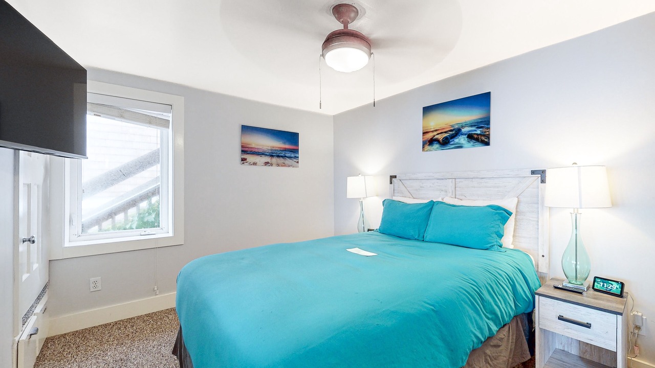 Photo of Bedroom in Oceanside