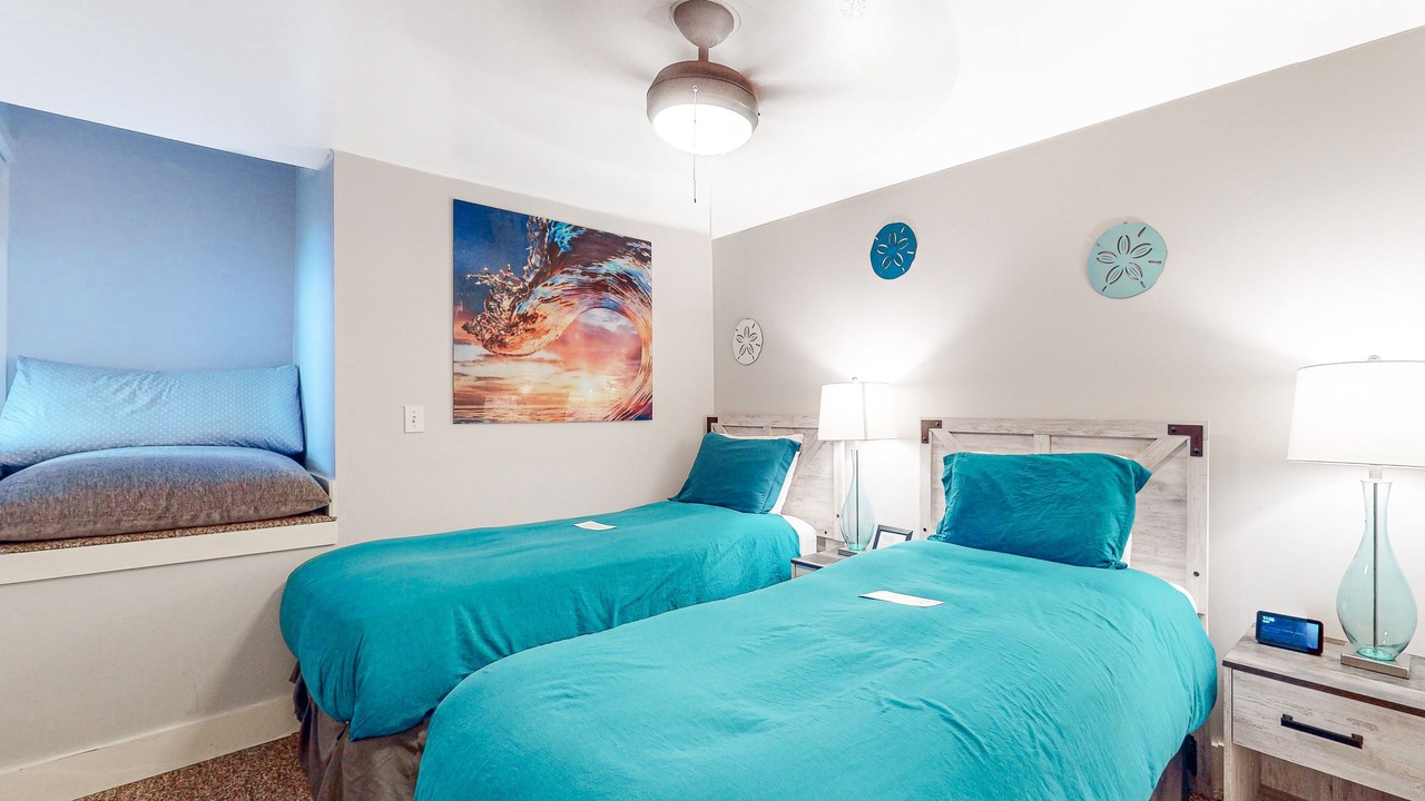 Photo of Bedroom in Oceanside
