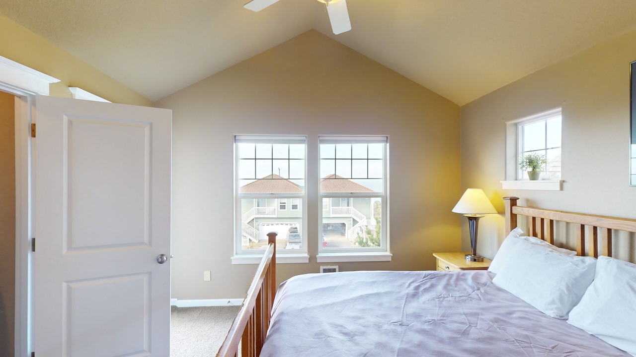 Photo of Bedroom in Oceanside