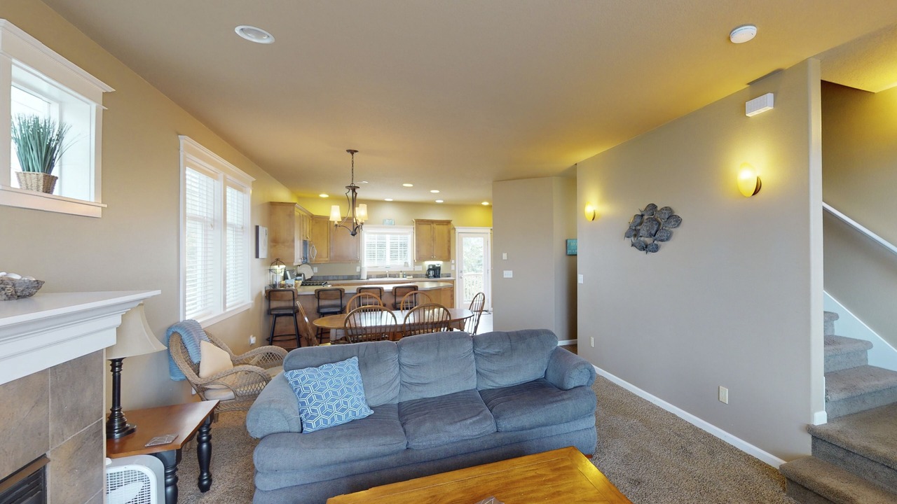 Photo of Livingroom in Oceanside