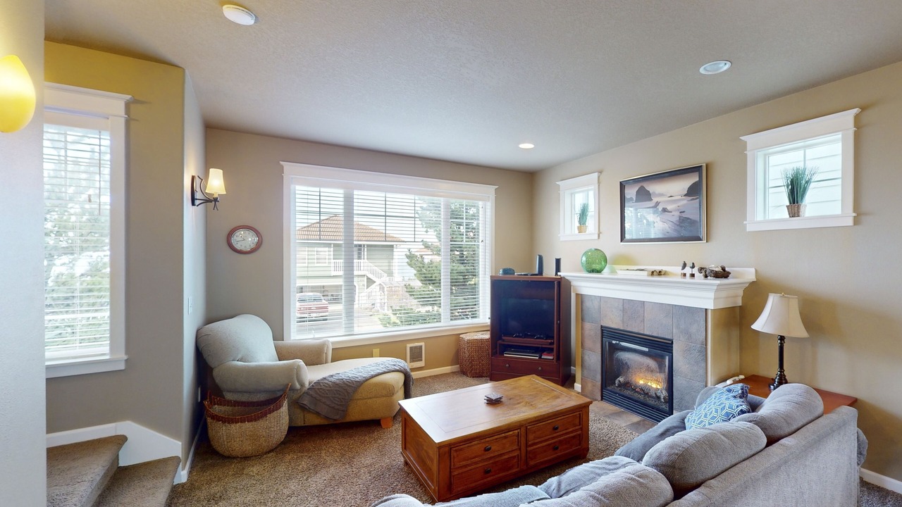 Photo of Livingroom in Oceanside