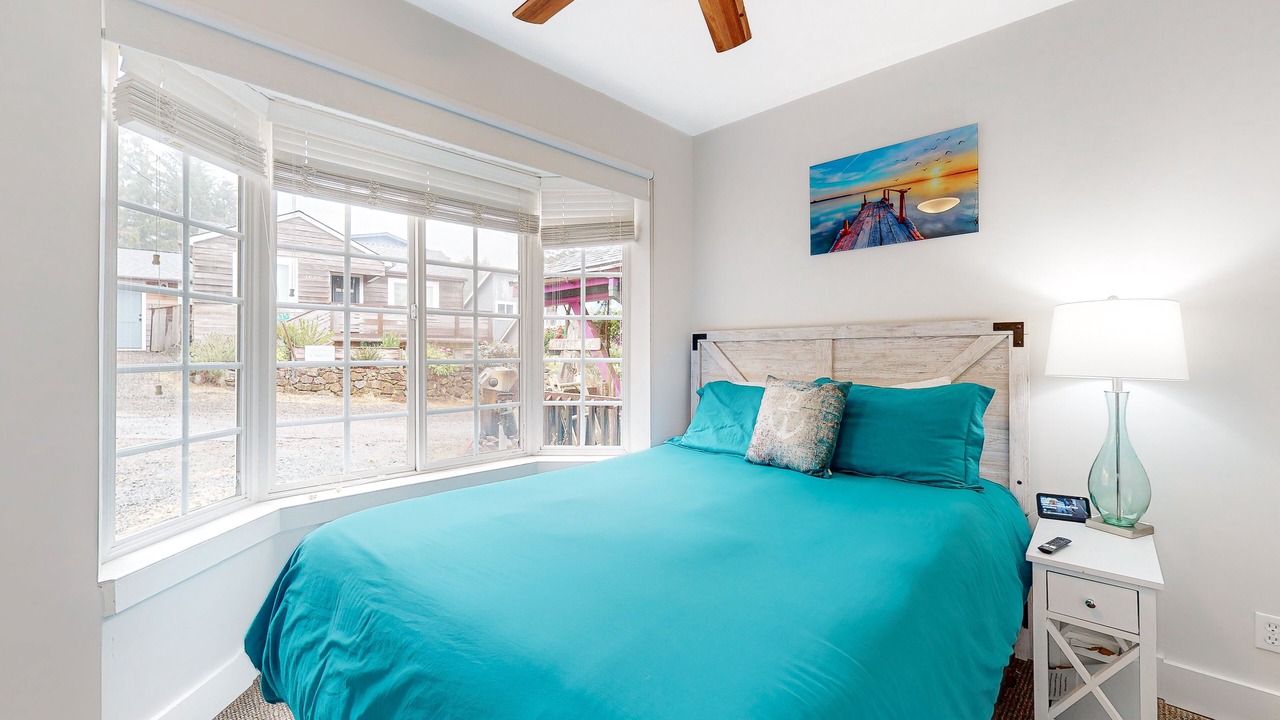 Photo of Bedroom in Oceanside