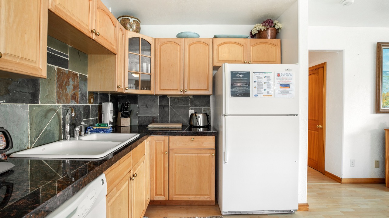 Photo of Kitchen in Rockaway Beach