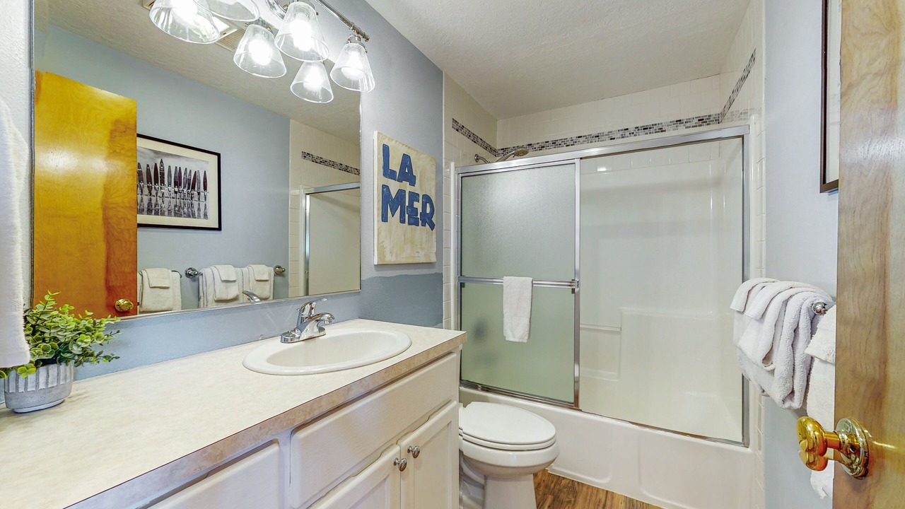 Photo of Bathroom in Rockaway Beach