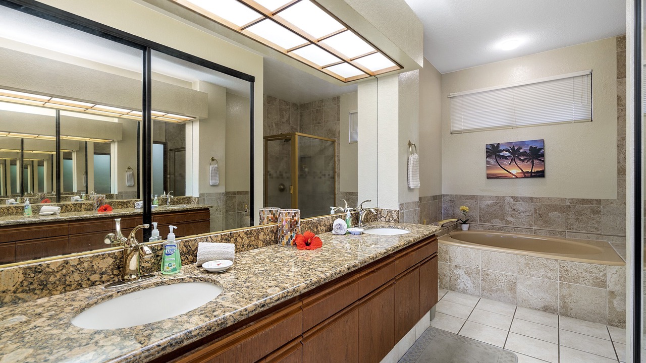 Photo of Bathroom in Waikoloa