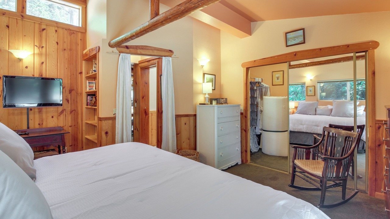 Photo of Bedroom in Bandon