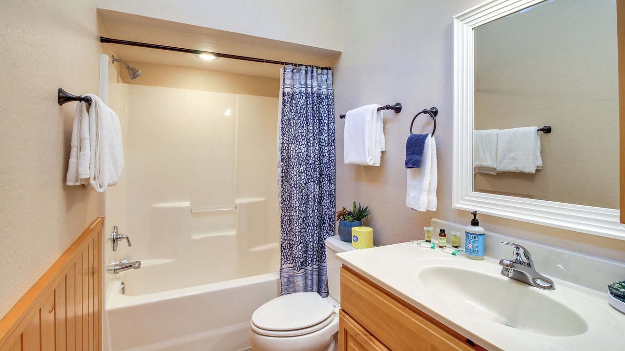 Photo of Bathroom in Bandon