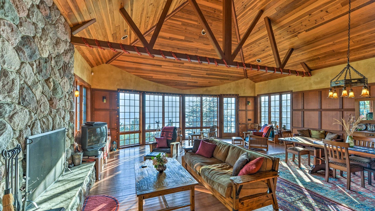 Photo of Livingroom in Port Orford