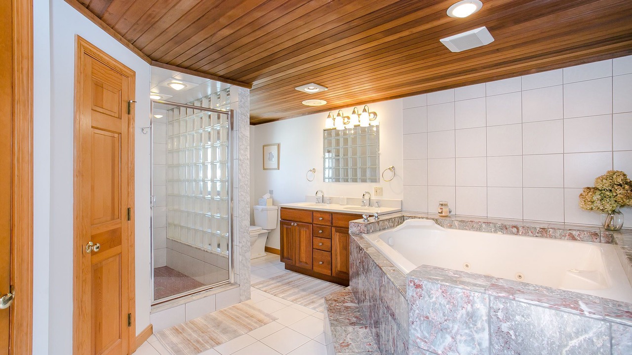 Photo of Bathroom in Narragansett
