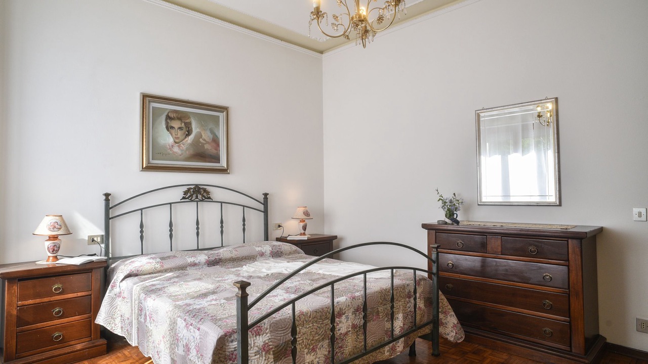 Photo of Bedroom in Lucca Historical Center
