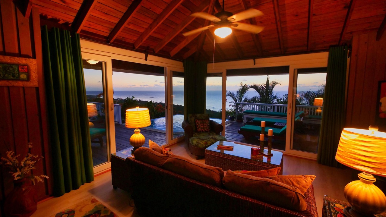 Photo of Livingroom in Antoneys Cay