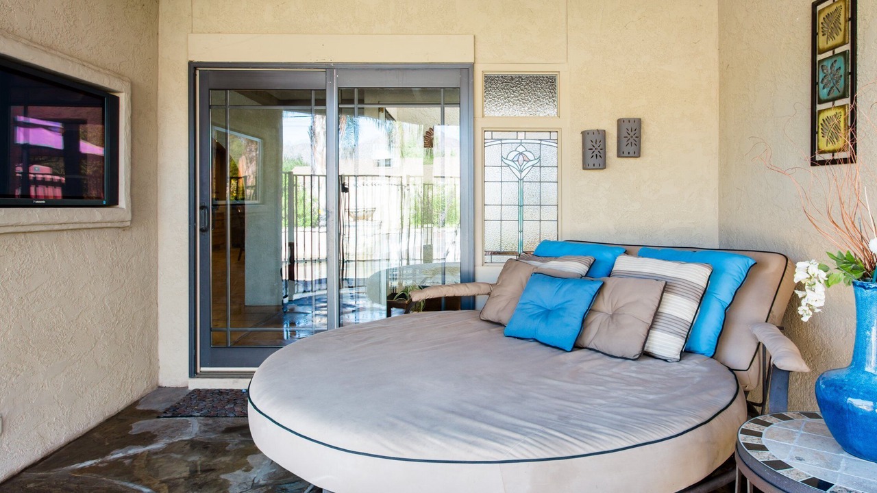 Photo of Patio Balcony in Sherwood Towne