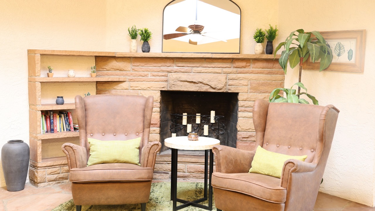 Photo of Livingroom in Sherwood Towne