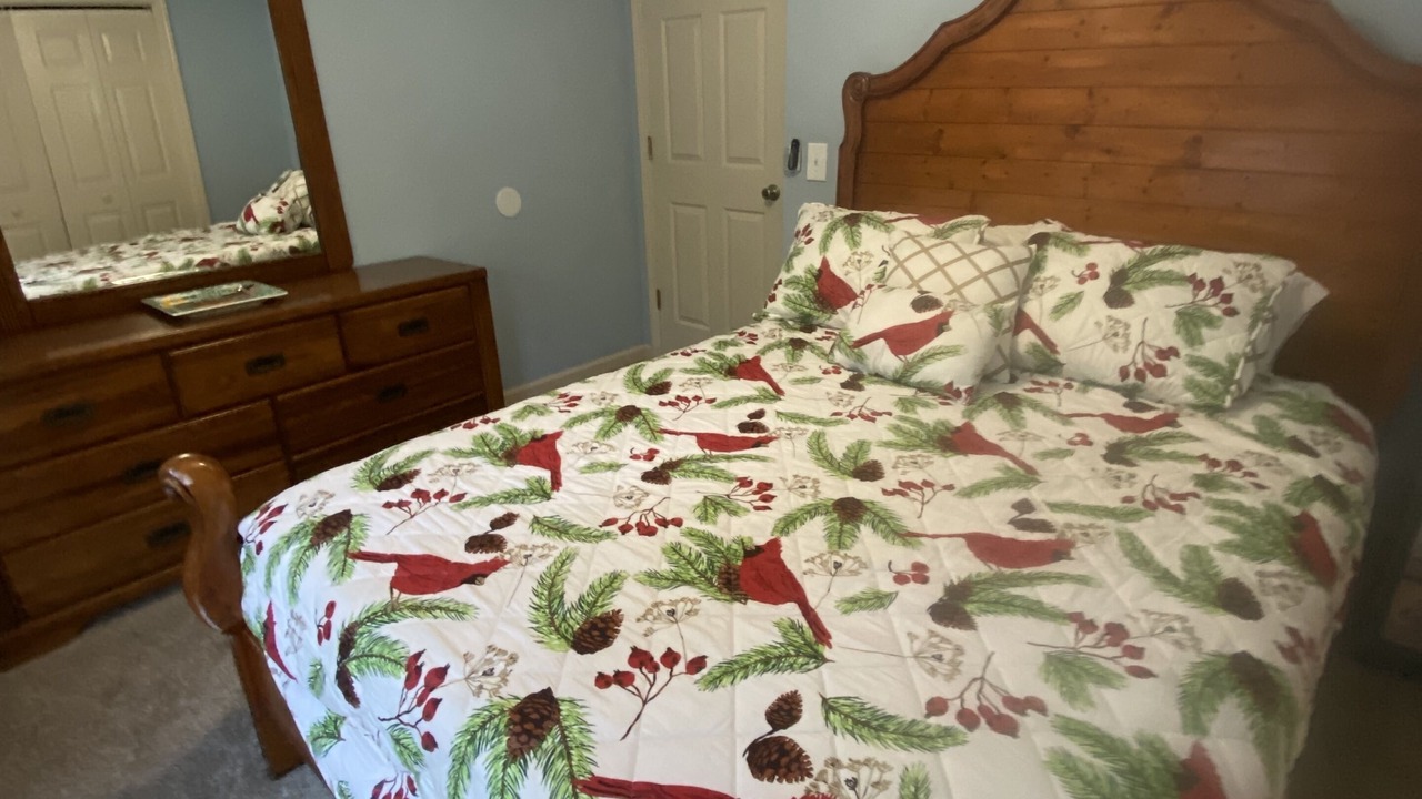 Photo of Bedroom in Blairsville