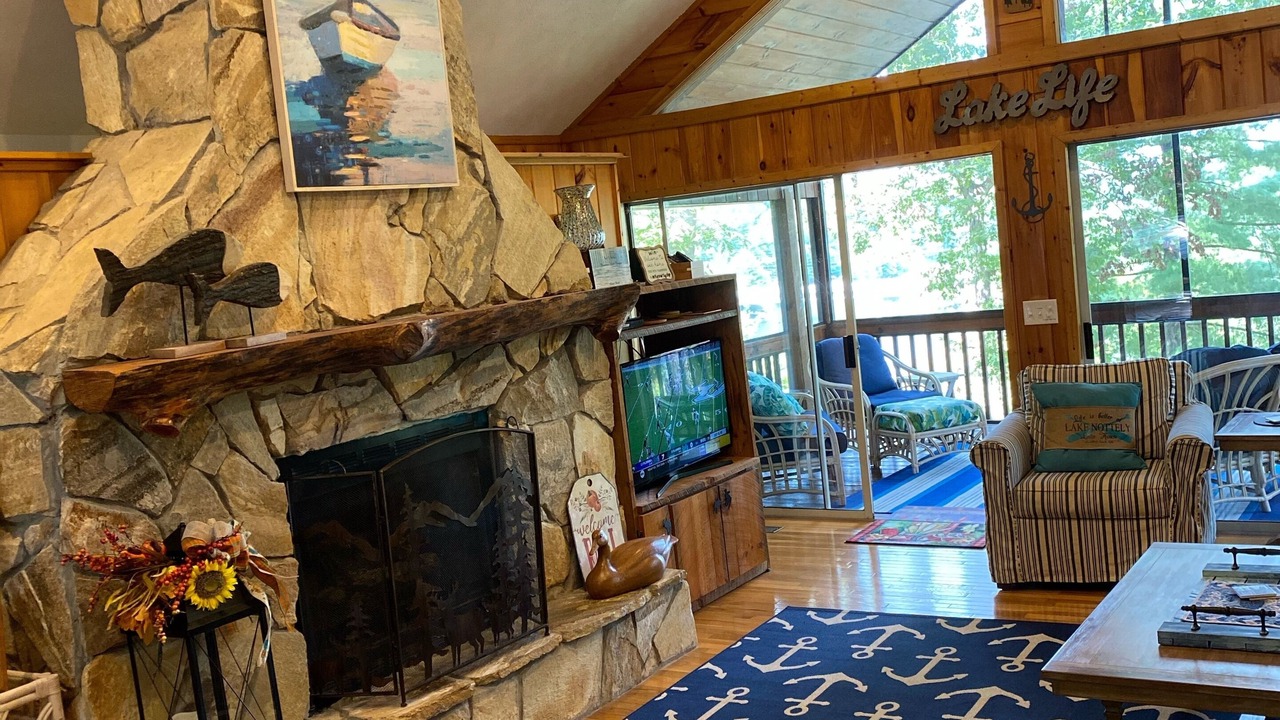 Photo of Bedroom in Blairsville
