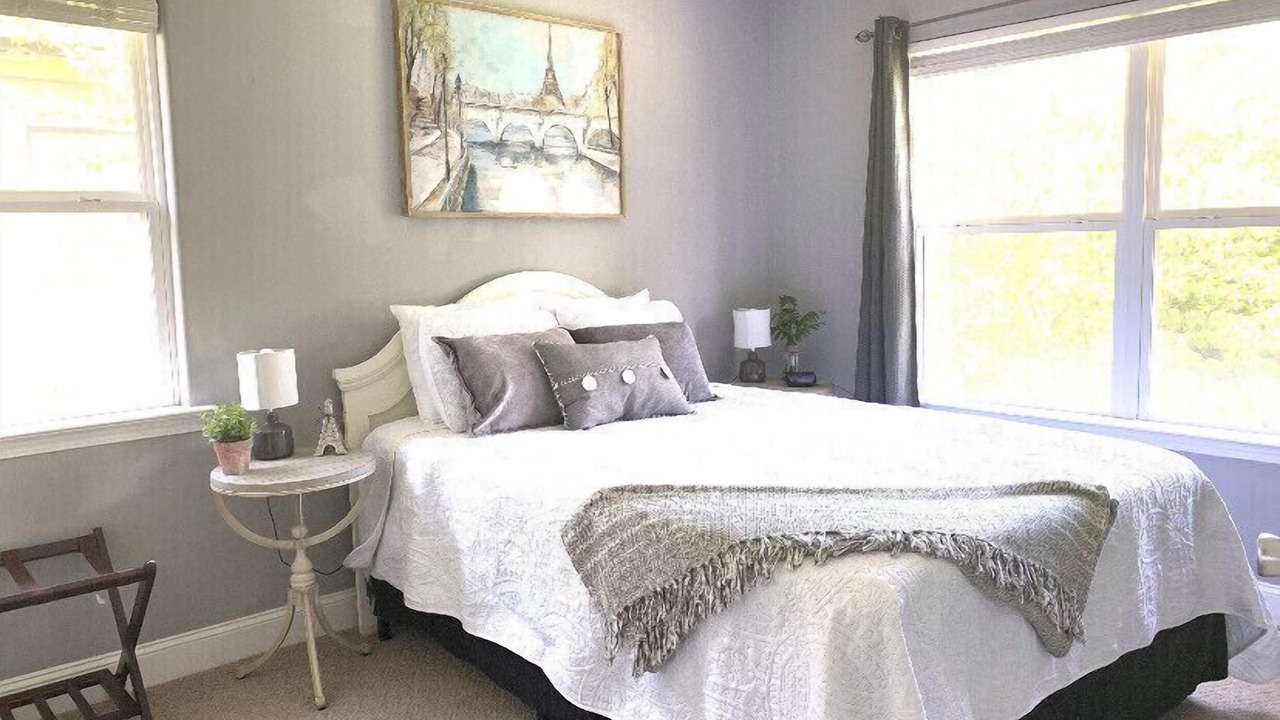 Photo of Bedroom in Historic Edgefield