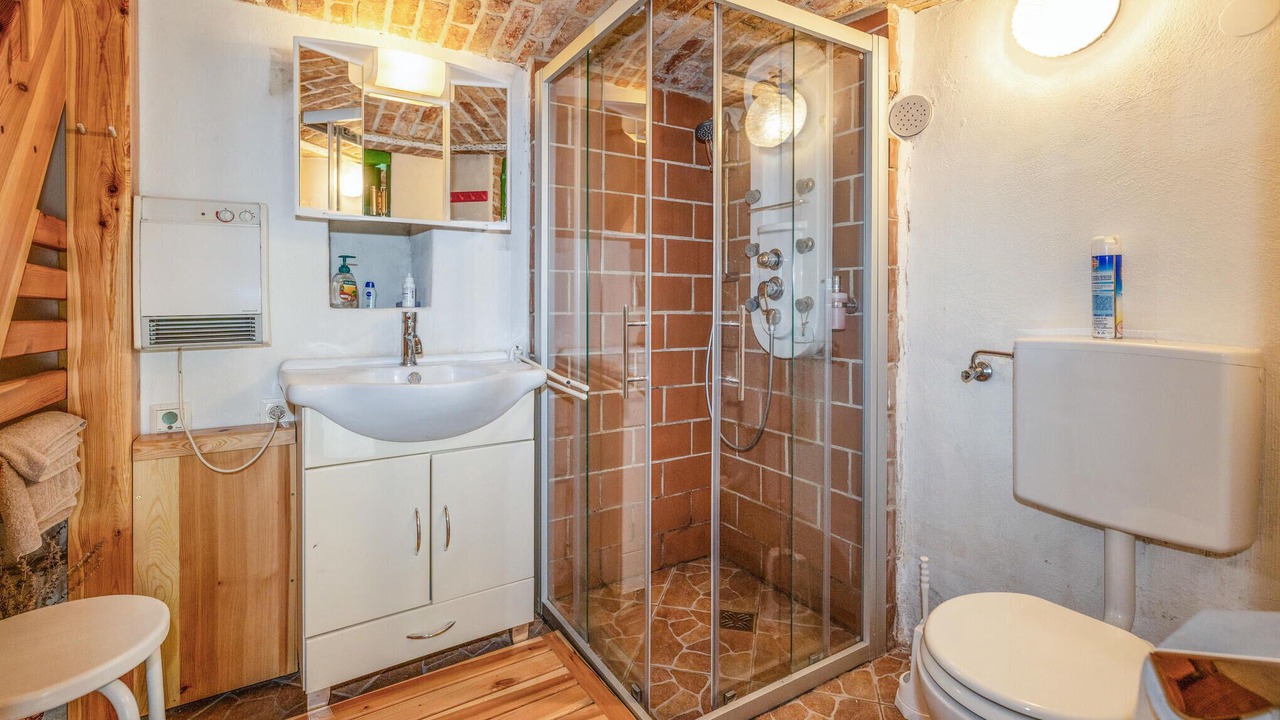 Photo of Bathroom in Deutsch Schuetzen-Eisenberg