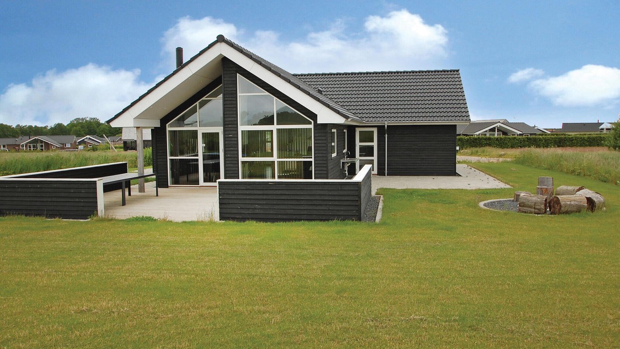 Photo of Outdoor in Flovt Strand