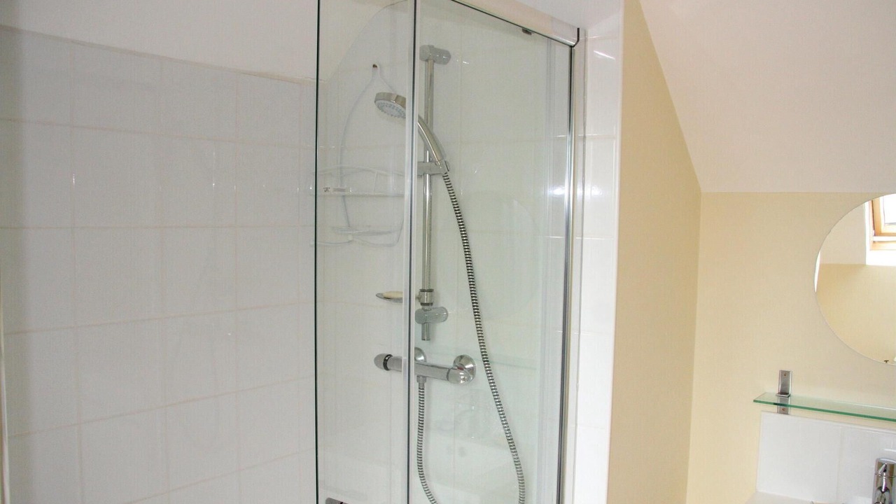 Photo of Bathroom in Caurel