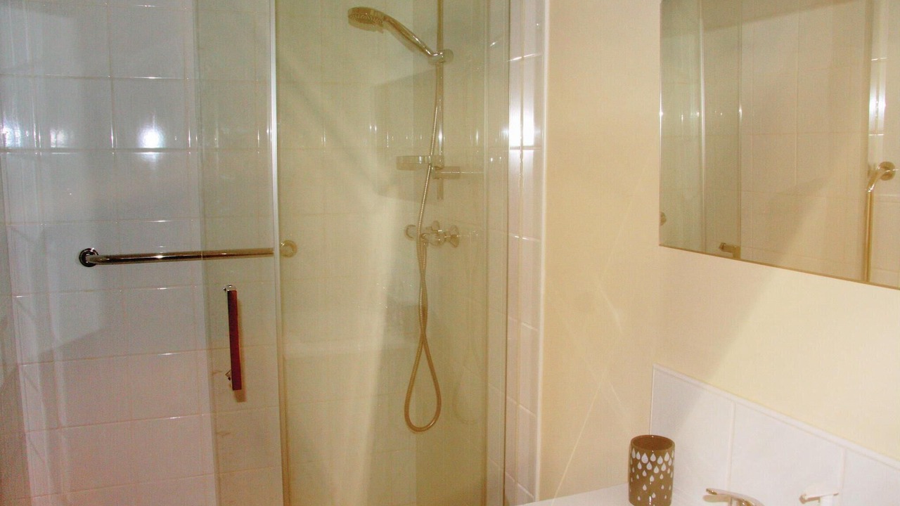 Photo of Bathroom in Caurel