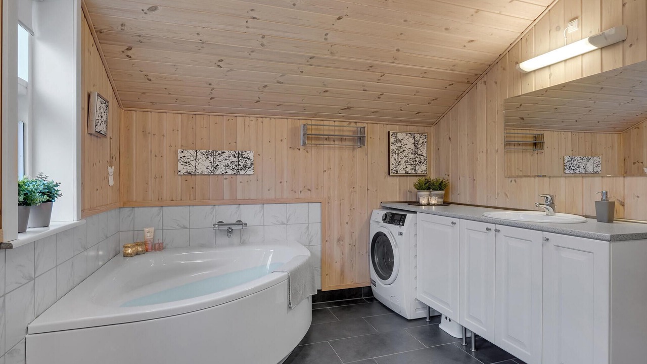 Photo of Bathroom in Trend