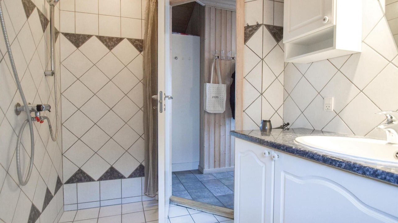 Photo of Bathroom in Spodsbjerg