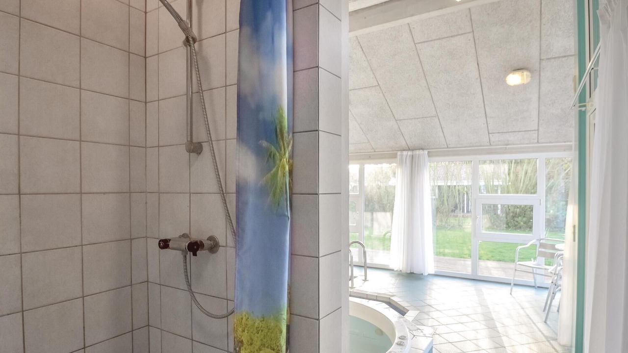 Photo of Bathroom in Spodsbjerg
