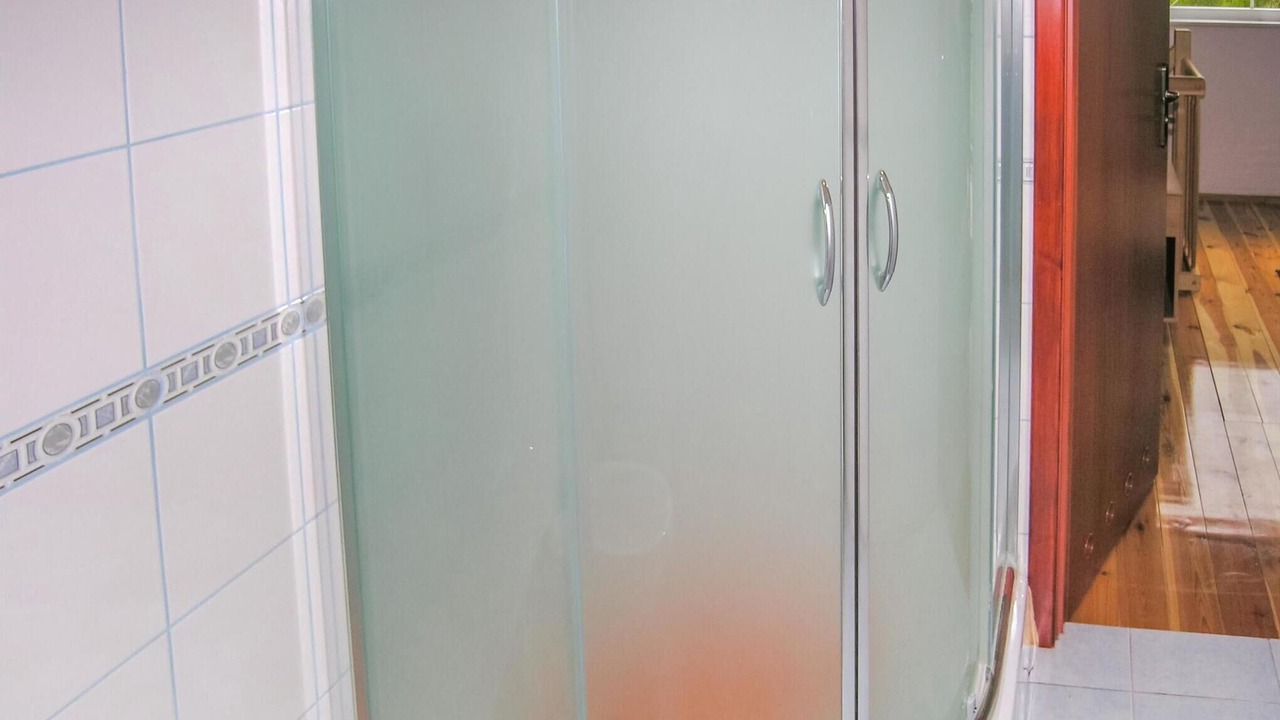 Photo of Bathroom in Rowy