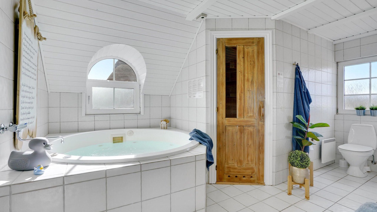 Photo of Bathroom in Hvide Sande