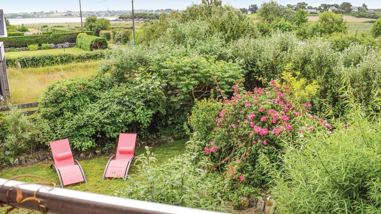 Photo of Bedroom in Plouneour-Trez