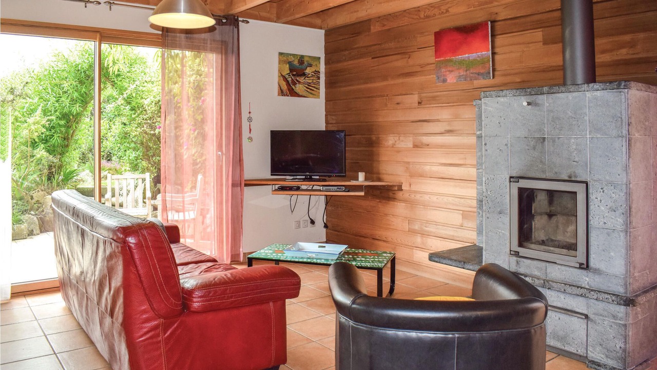 Photo of Bedroom in Plouneour-Trez
