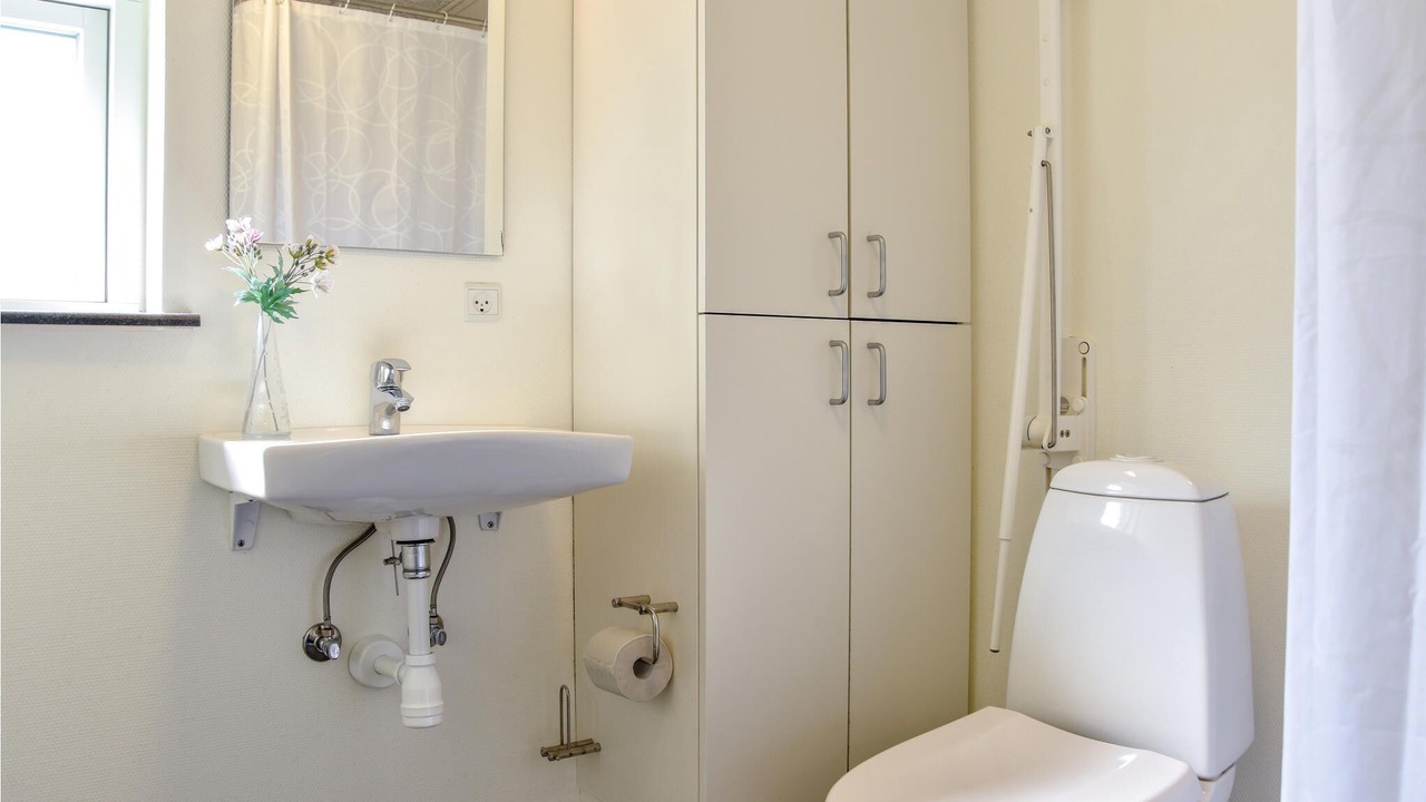 Photo of Bathroom in Spjald
